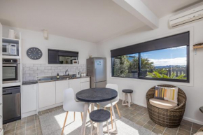 Kiwis Call At 51 - Kerikeri Downstairs Holiday Unit